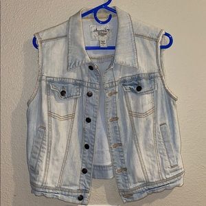 American Rag light wash denim vest